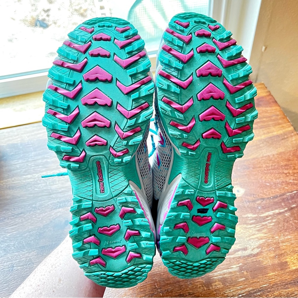✨ Closet Refresh - New Balance Trail 612 All Terrain Gray & Pink Hiking Shoes - Picture 8 of 12